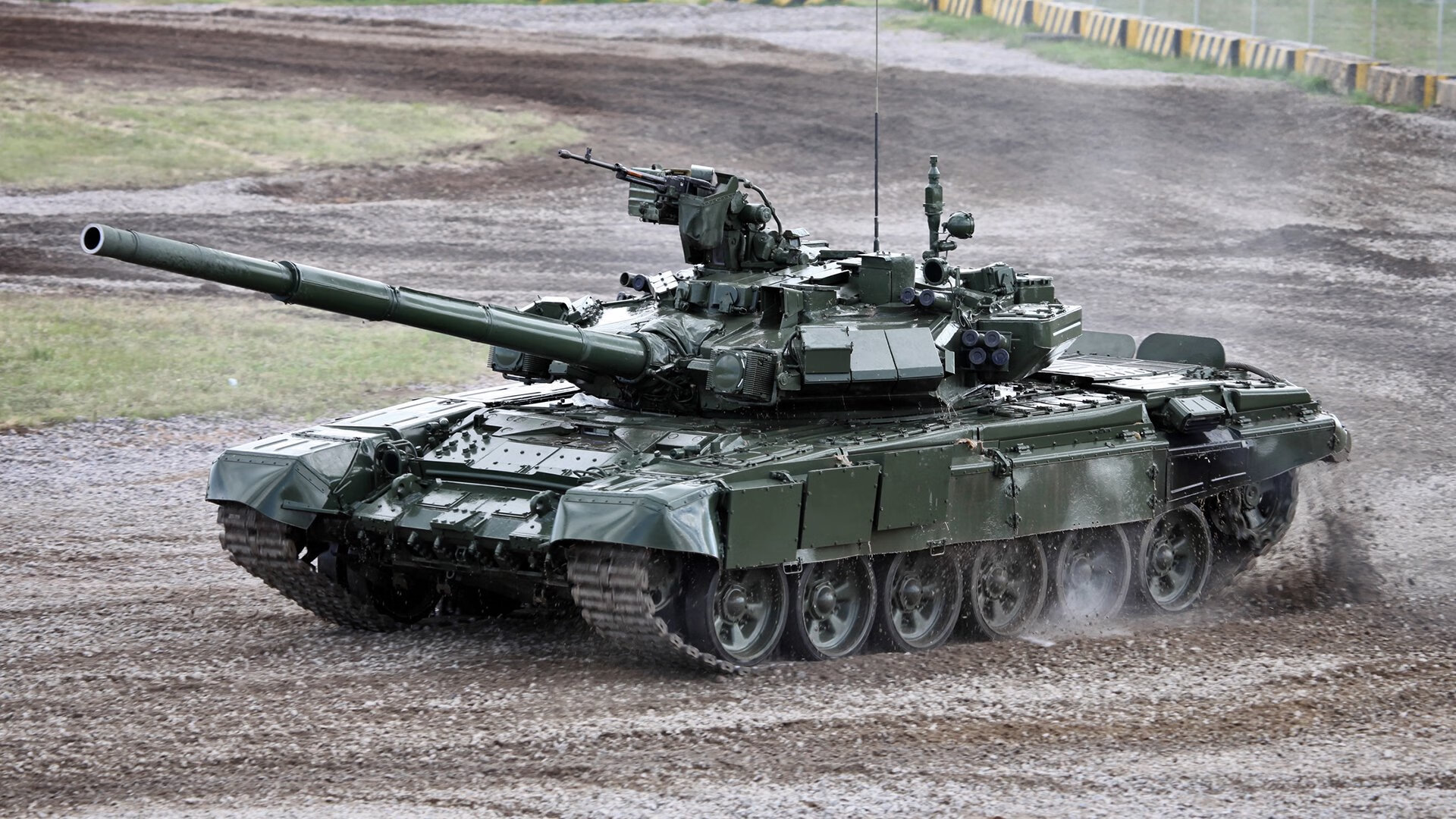 西甲裁判语言模型优化多语种环境下判罚准确率，西甲裁判工资